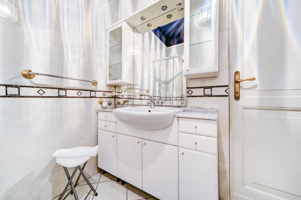 Classic Marconi Apartment By Wonderful Italy ボローニャ エクステリア 写真